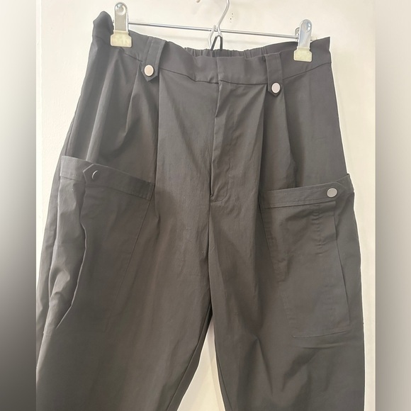 Dept.anonym Black High-Waist Cargo Pants with Pockets, Women’s Size Large - Picture 3 of 13